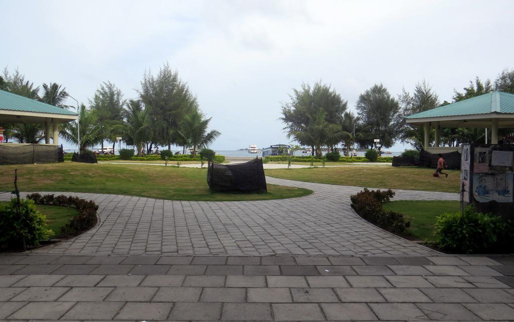Coral Queen Inn Hulhumalé Exterior foto
